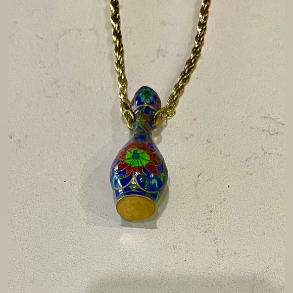 Vintage Designer Cloisonné Enameled Brass Flower Vase/Snuff Bottle Necklace, EUC - Picture 13 of 14